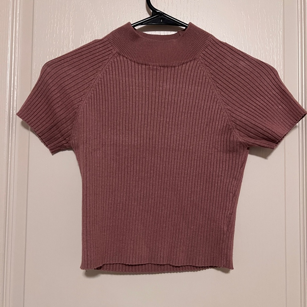 Ribbed Mauve Short Sleeve Top